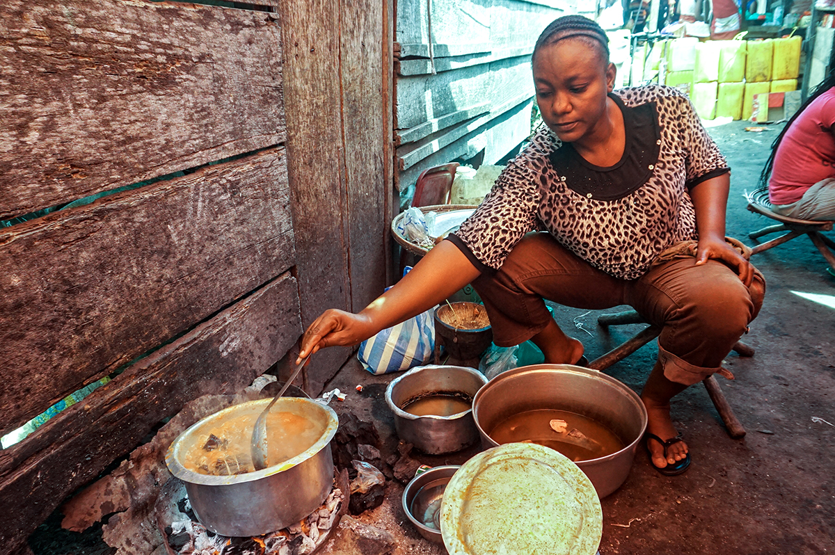 Congolese Deem Cheap Malewa Restaurants Worth Food Safety Risks