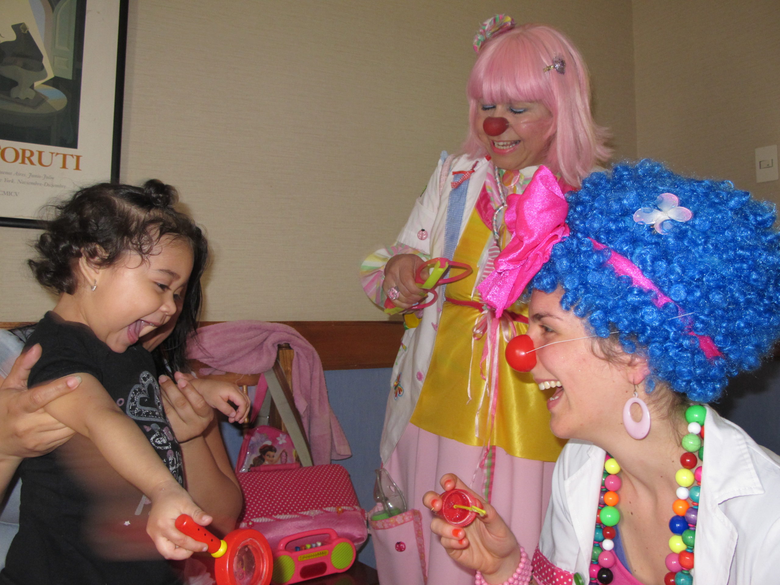 Clown Doctors Promote Health Among Seriously Ill in Argentina