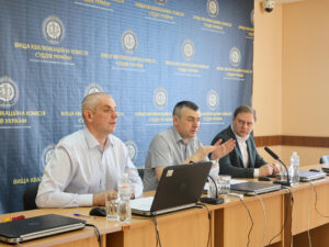 How Corrupt Judges Slip Through the Cracks in Ukraine